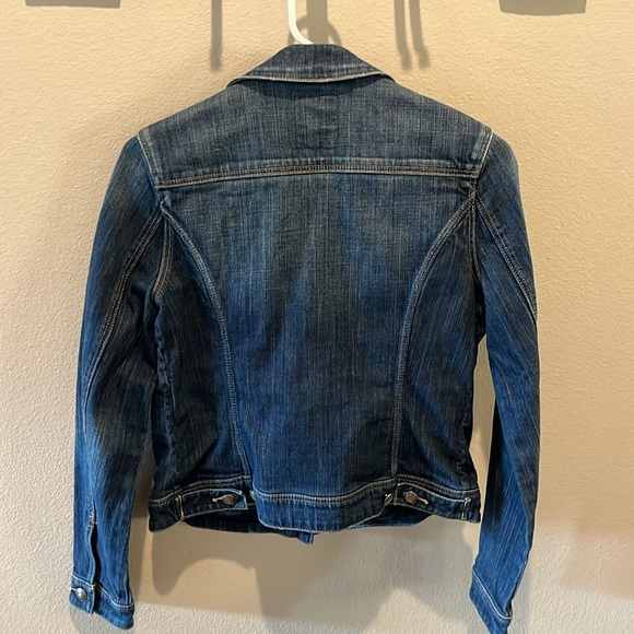 Articles of Society Los Angeles Distressed Medium Denim Jean Jacket - Picture 5 of 7